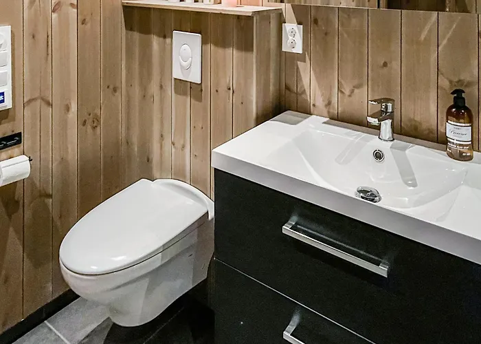 Дом отдыха Cozy In With Wifi